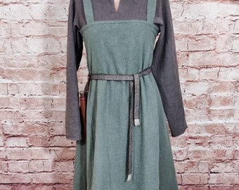 Viking apron dress linen olive, stone washed, overdress used look, medieval dress, Wiki apron, LARP, SCA, Toraxacum