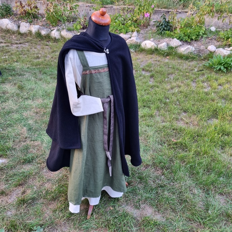 Robe tablier pour filles vikings vert olive, surrobe médiévale, tablier Wiki enfant, LARP, SCA, Toraxacum image 4