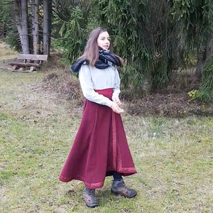 Riding skirt wool with border, wine red wrap skirt, long burgundy skirt, medieval garb, horse and rider image 7