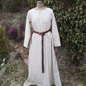 Viking linen dress, medieval underdress, natural linen dress, reenactment, cosplay, LARP, SCA, Toraxacum