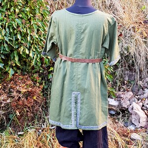 Leinen Tunika für Ritter und Wikinger, Kinder Tunika oliv grün ...