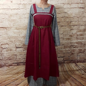Viking linen apron dress, overdress burgundy, medieval dress, Wiki apron, LARP, SCA, Toraxacum