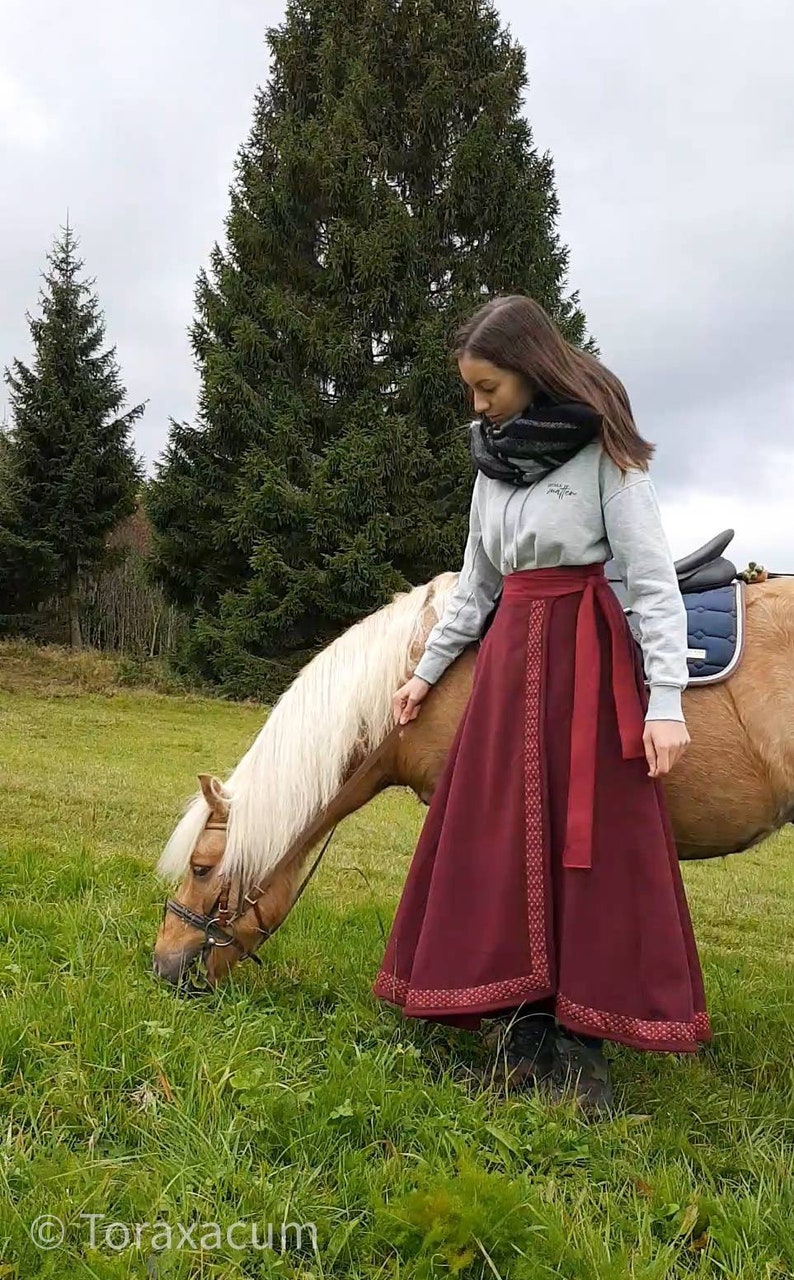 Riding skirt wool with border, wine red wrap skirt, long burgundy skirt, medieval garb, horse and rider image 2