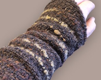 warm cuffs, arm cuffs, hand cuffs, wrist warmers, cosplay cuffs, LARP, SCA, Toraxacum