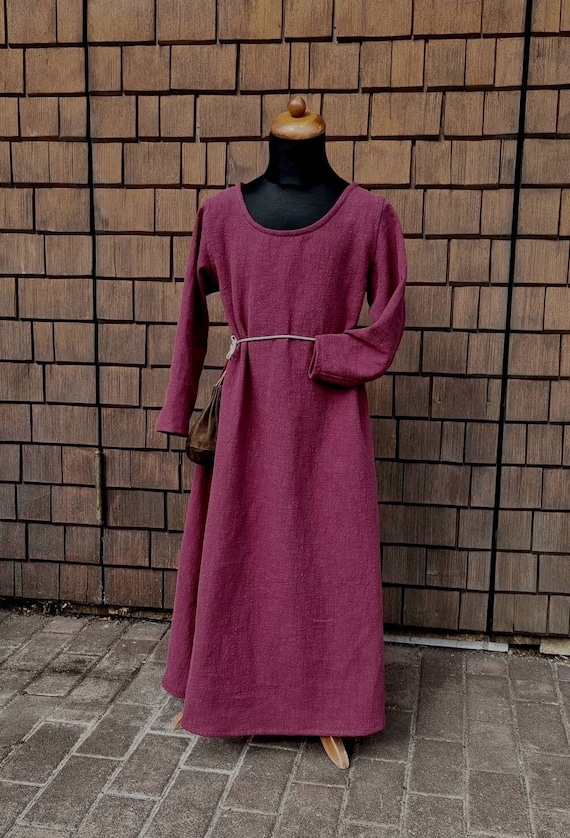 burgundy dress used Medieval dress for children, burgundy stonewashed, Viking dress for girls, used look, underdress for children, LARP, SCA, cosplay costume, Toraxacum