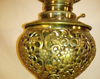 RARE Antique bronze ornate table lamp
