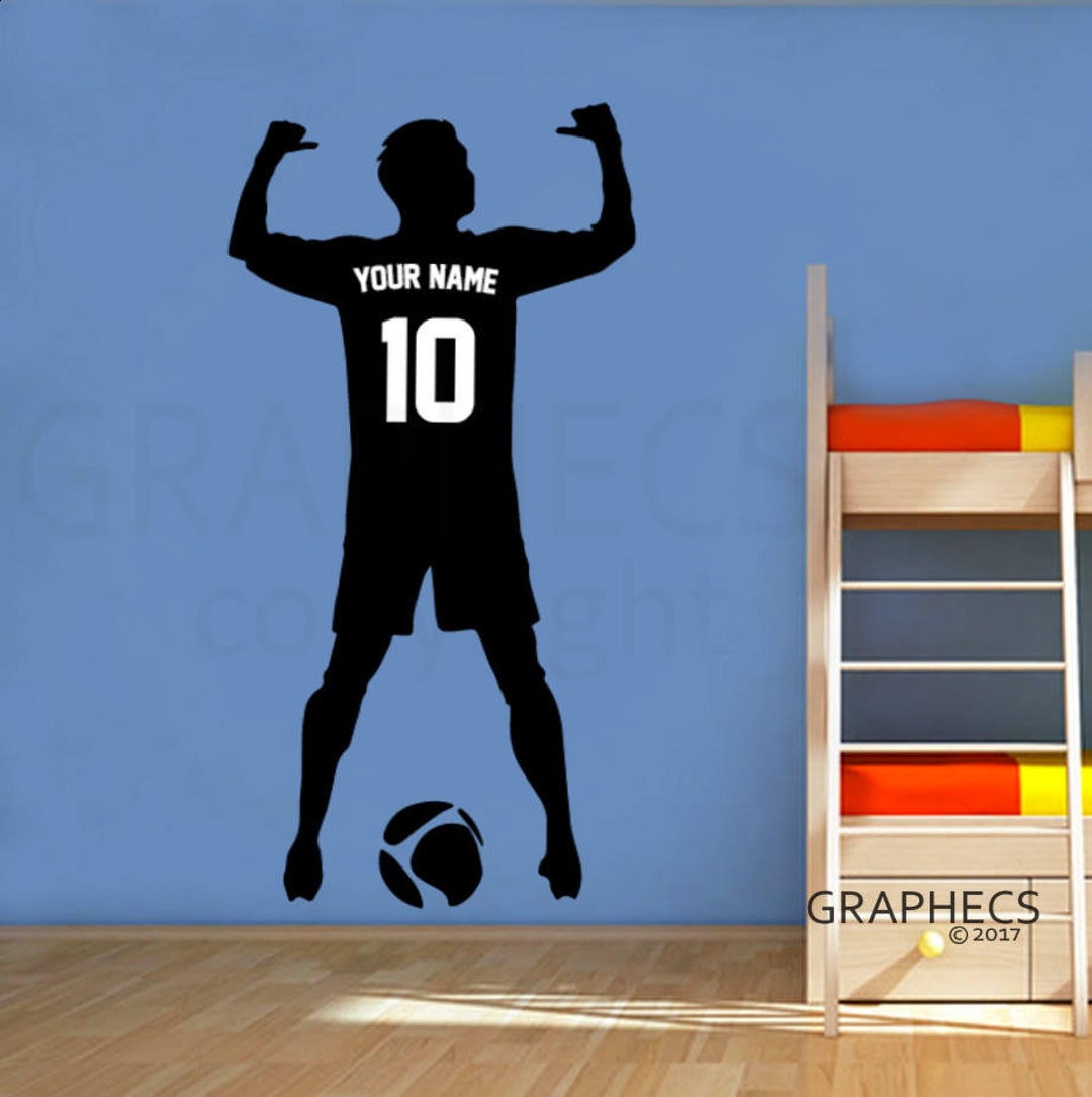 stickers silhouette football chiffre et prénom personnalisés – kidyhome
