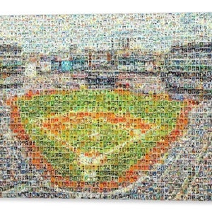 Impression d'art mural mosaïque des Yankees de New York du Yankee Stadium avec plus de 330 images de cartes de joueurs ! Un super cadeau pour la fête des pères !