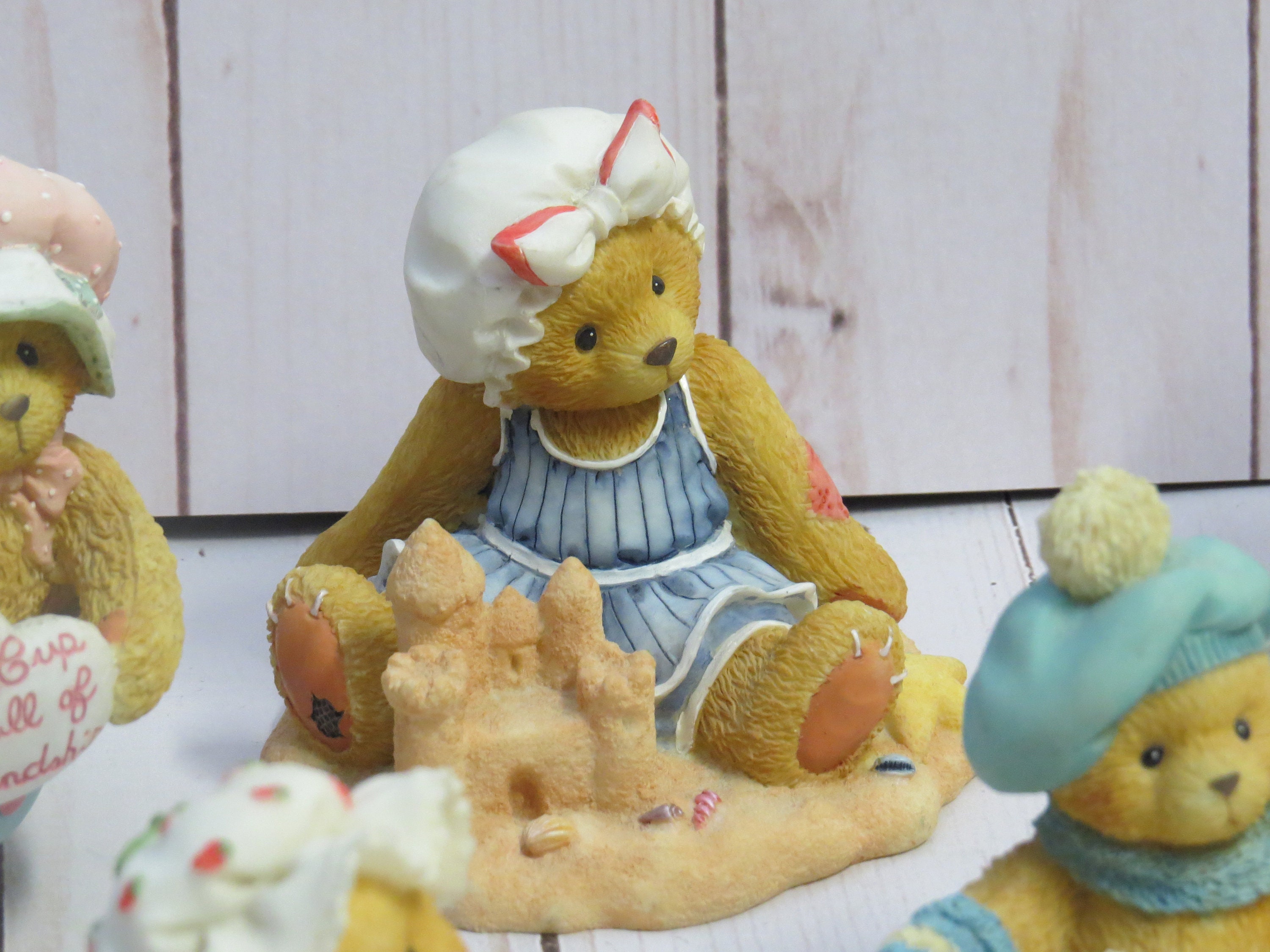 1997 Cherished Teddies Collection set