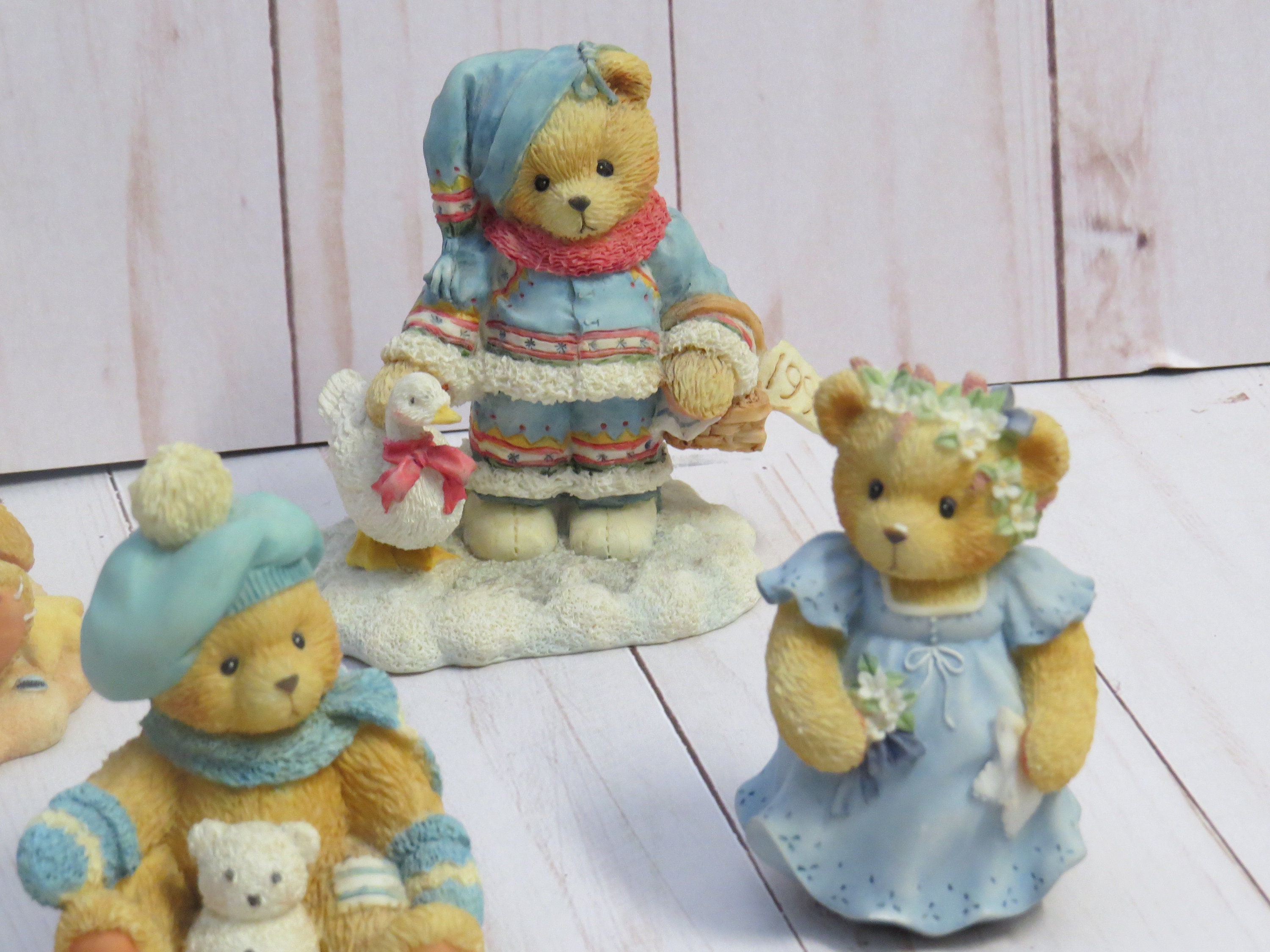 1997 Cherished Teddies Collection set