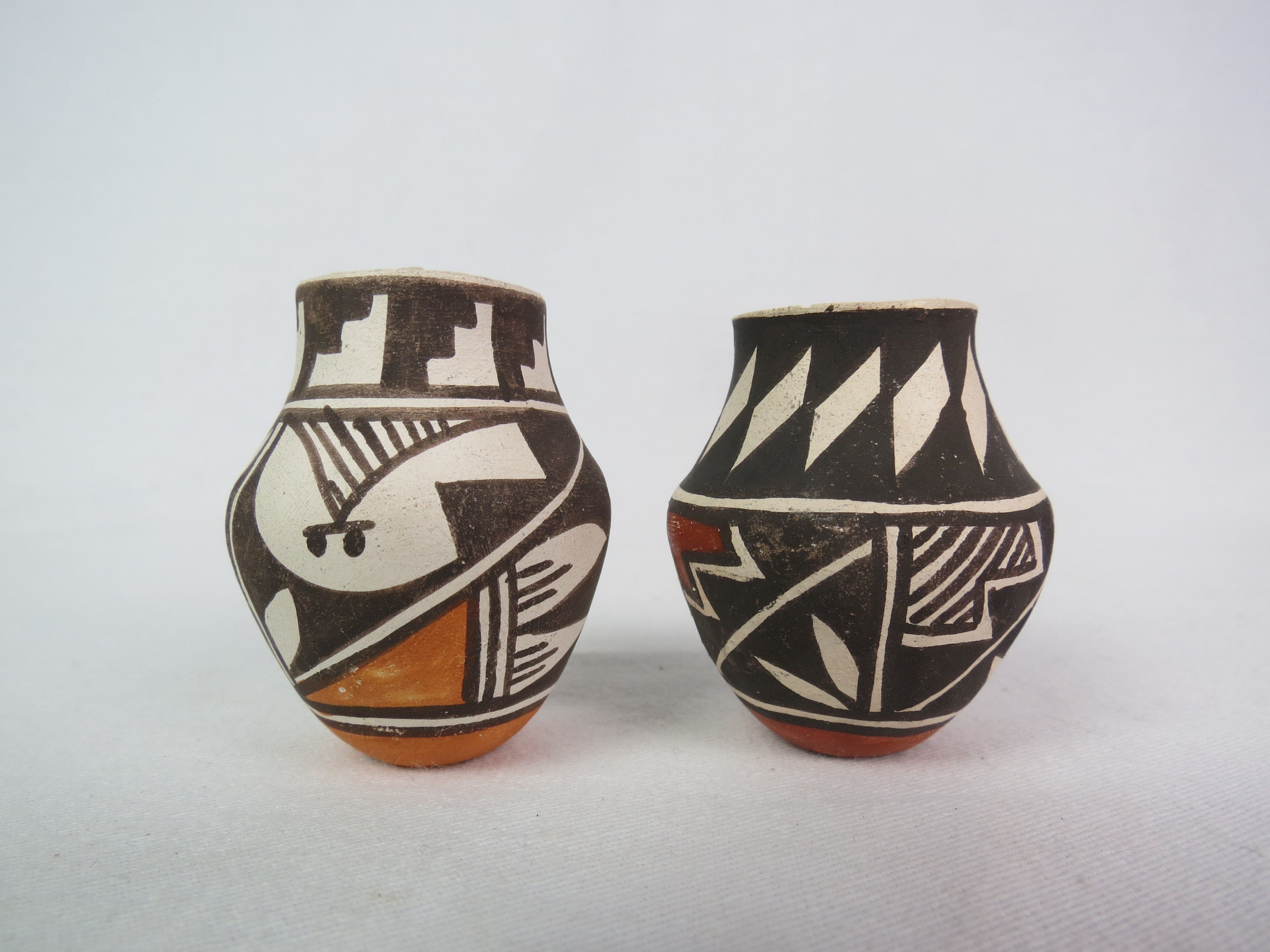Miniature Acoma Pueblo Pottery Signed RLS Two Vintage Small Pueblo Acoma Hand Crafted Vases 2