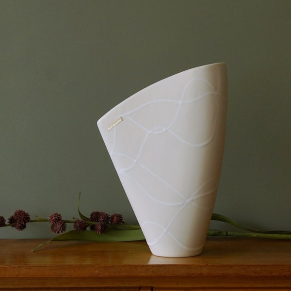 Large White Vintage Vase by Formano, Abstract shape, German Pottery