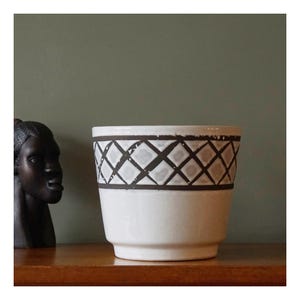 Scheurich Mid-Century Planter: West German Pottery, White & Black Abstract Decor