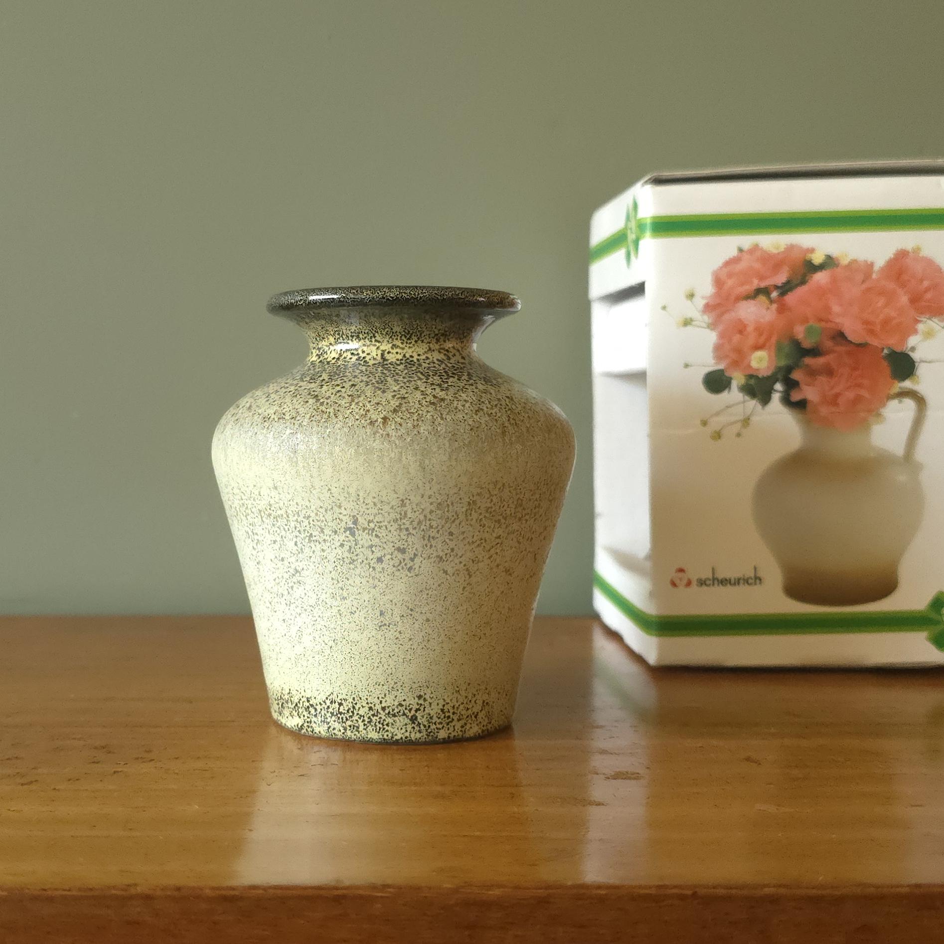 新古品 SCHEURICH ミニ花瓶 236-10 | オリジナルギフトボックス