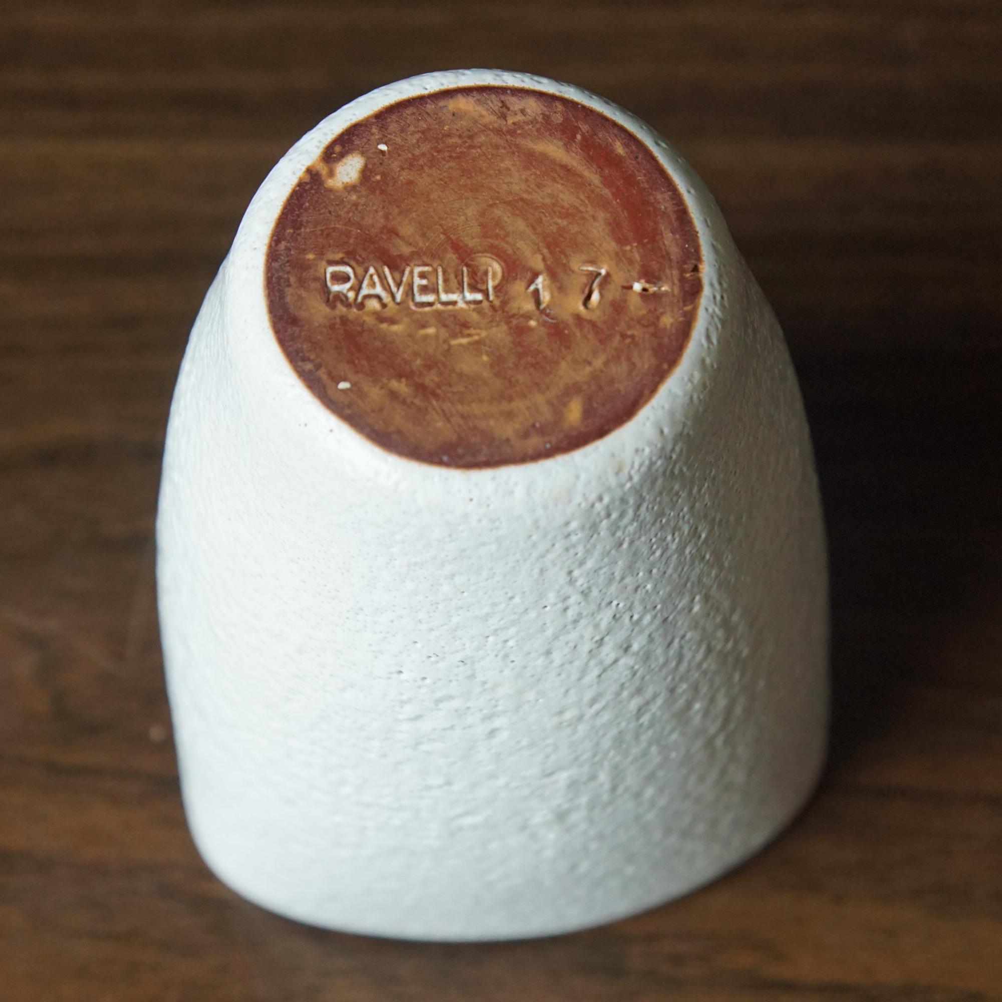 ラヴェッリ ミッドセンチュリー ホワイト トライアングル 花瓶