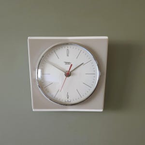 Mid Century Diehl Wall Clock l White & Gray Ceramic, Chrome Rim, Working Clock