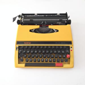 Máquina de escribir Brother de Luxe 660TR en perfecto estado. ¡Revisada profesionalmente!