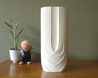 Vintage HUTSCHENREUTHER PORZELLAN Porcelain Tulip Vase