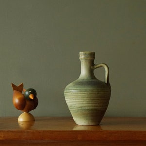 LORÉ BEESEL, Green Mid Century Vase, Dutch Pottery