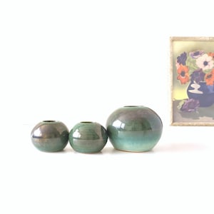 Set of 3 Green Mid Century Ball Vases – Prosman Holland, 1970s Dutch Pottery