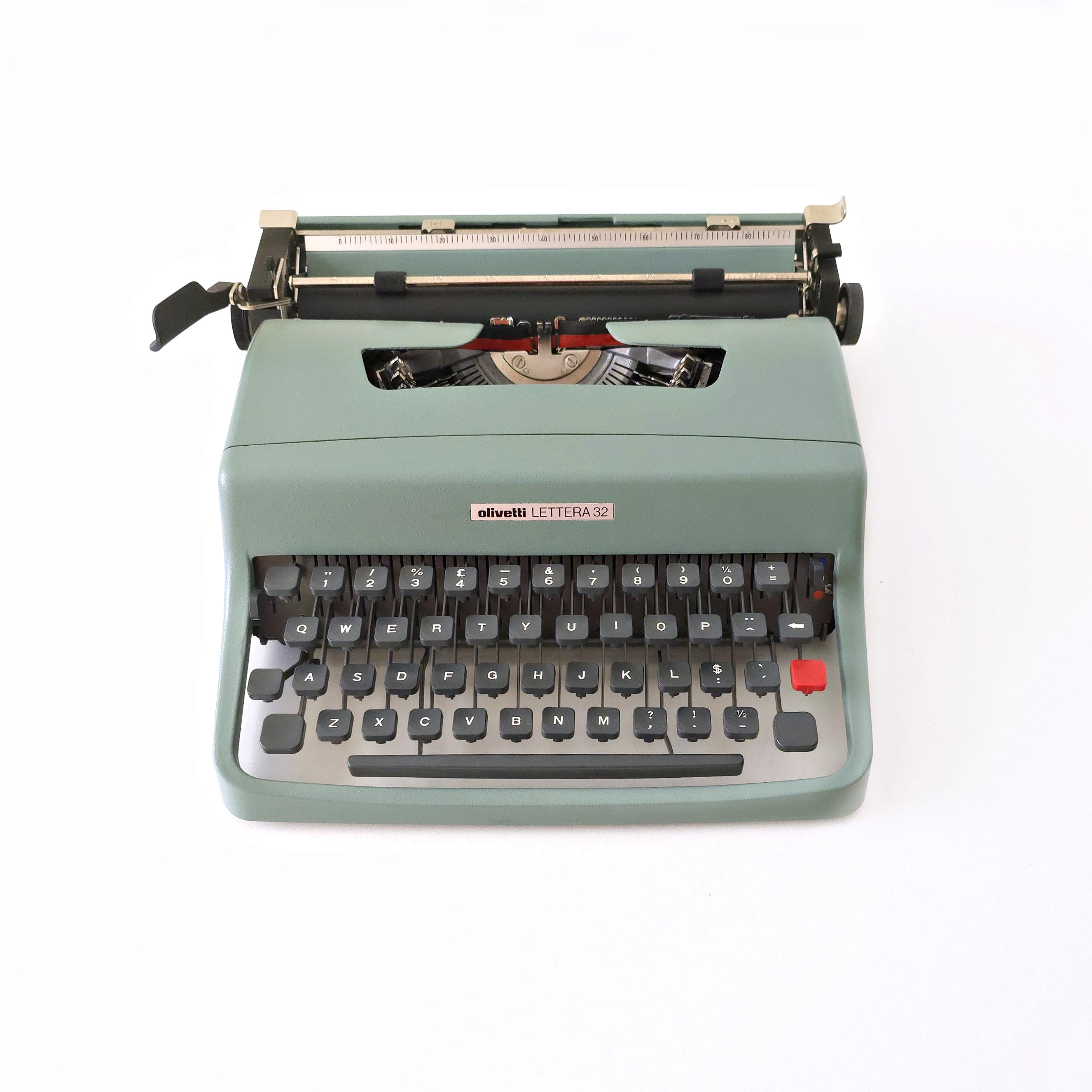 【動作確認済】Olivetti Lettera 32 タイプライター Olivetti Lettera 32 タイプライター、1970 年代ポータブル、新品同様