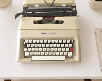 Olivetti Lettera 35 - 限定版 - ヴィンテージタイプライター