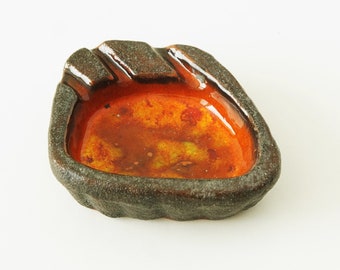 Mid Century ceramic Ashtray, in Brown and Orange, Dutch Pottery