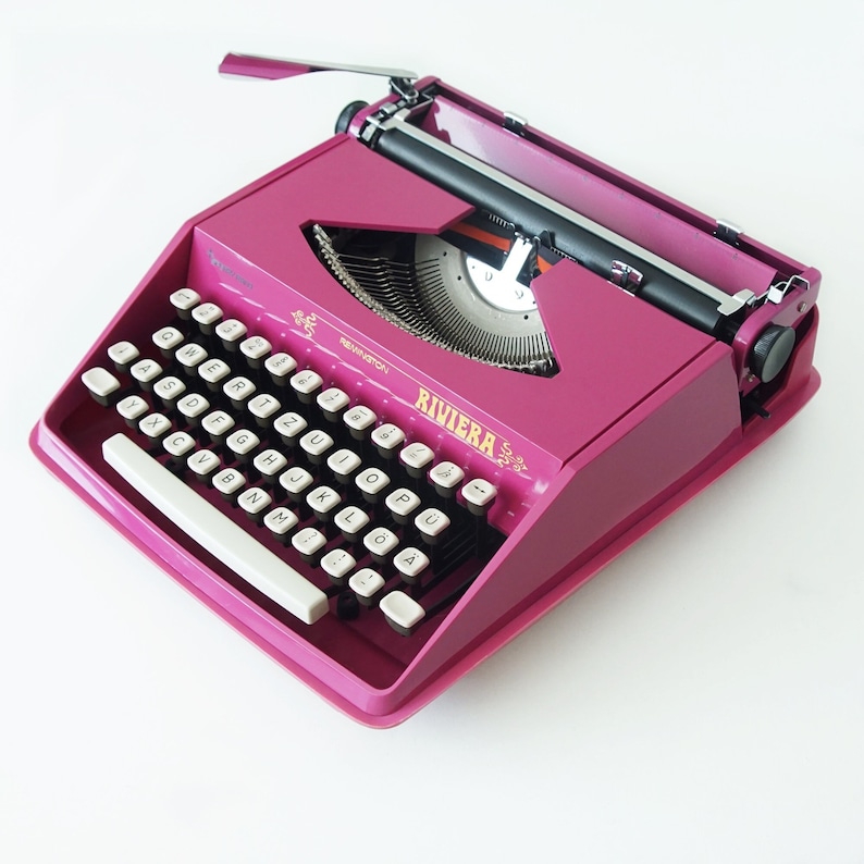 MINT condition Remington Riviera Typewriter. Original Purple Colour. Professionally serviced image 1