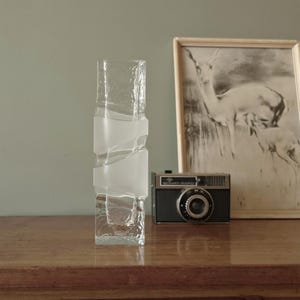 Mid Century Modern Art Glass Vase l Frosted Geometric Crystal, Warmensteinach 1970s