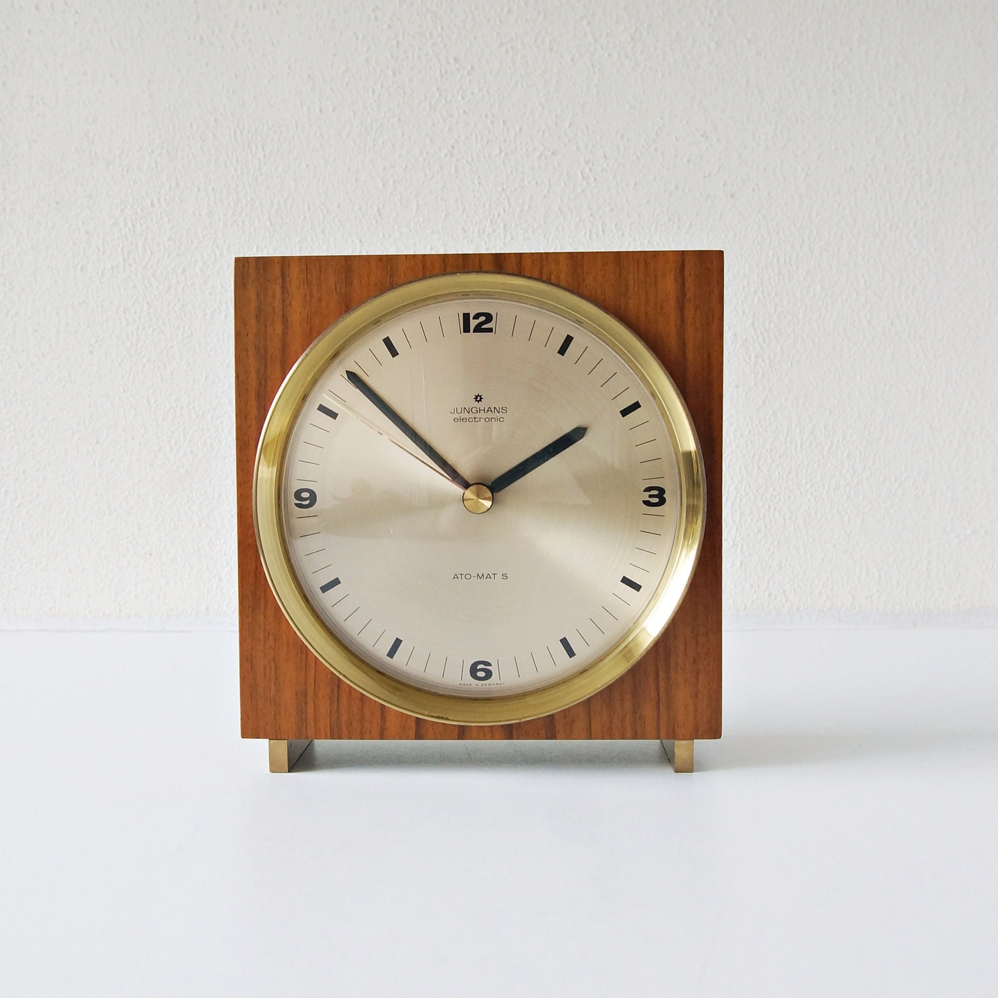 Mid Century Table Clock / Desk Clock wood and brass by Etsy