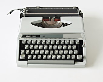 SUPER Zustand Silver Reed 100 Schreibmaschine. Professionell gewartet!
