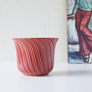 SÖNDGEN Keramik, Red Vintage Flower Pot, Relief, decor, West German Pottery