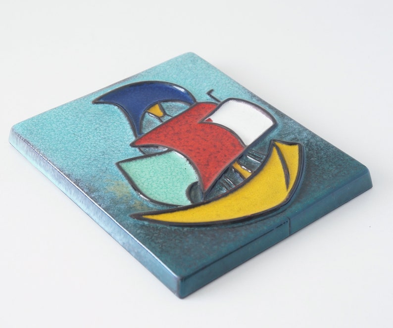 BÜCKEBURG Colorful Mid Century Wall Plaque, Sailboat decor by Helge Pfaff, West German Pottery image 5