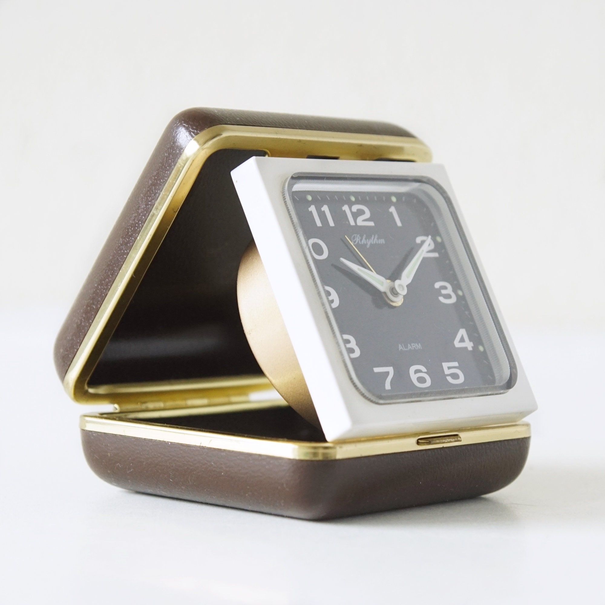 RHYTHM Brown and White Mid Century Travel Alarm Clock, Japan