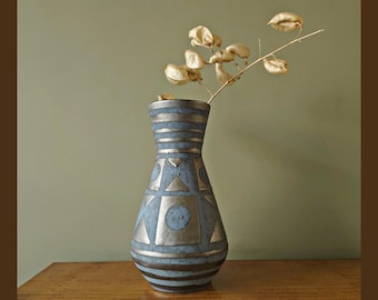 Aのために予約済み。西ドイツのヴィンテージ・ファット・ラバ花瓶