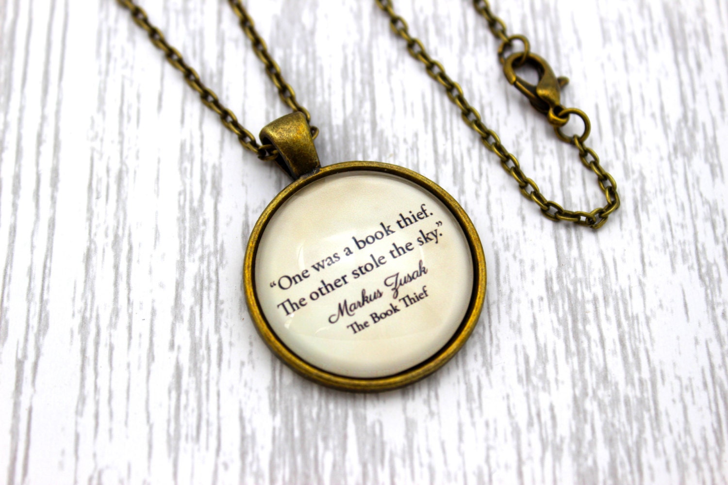 glimt binær gå The Book Thief 'one Was A Book Thief the Other Stole the - Etsy