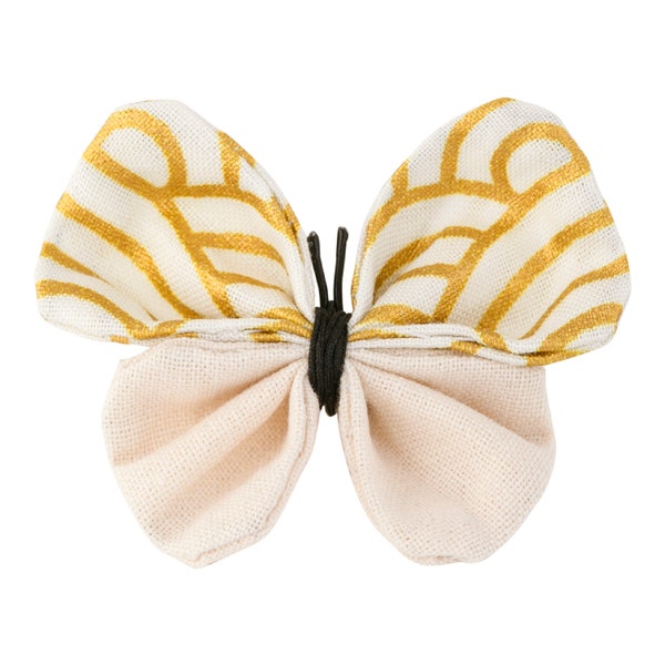 Broche papillon en tissus japonais grandes vagues dorées sur fond blanc