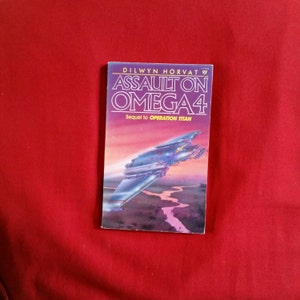Dilwyn Horvat - Assault on Omega 4 (A Lion Paperback 1989)