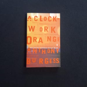 Anthony Burgess - A Clockwork Orange (Penguin Books)