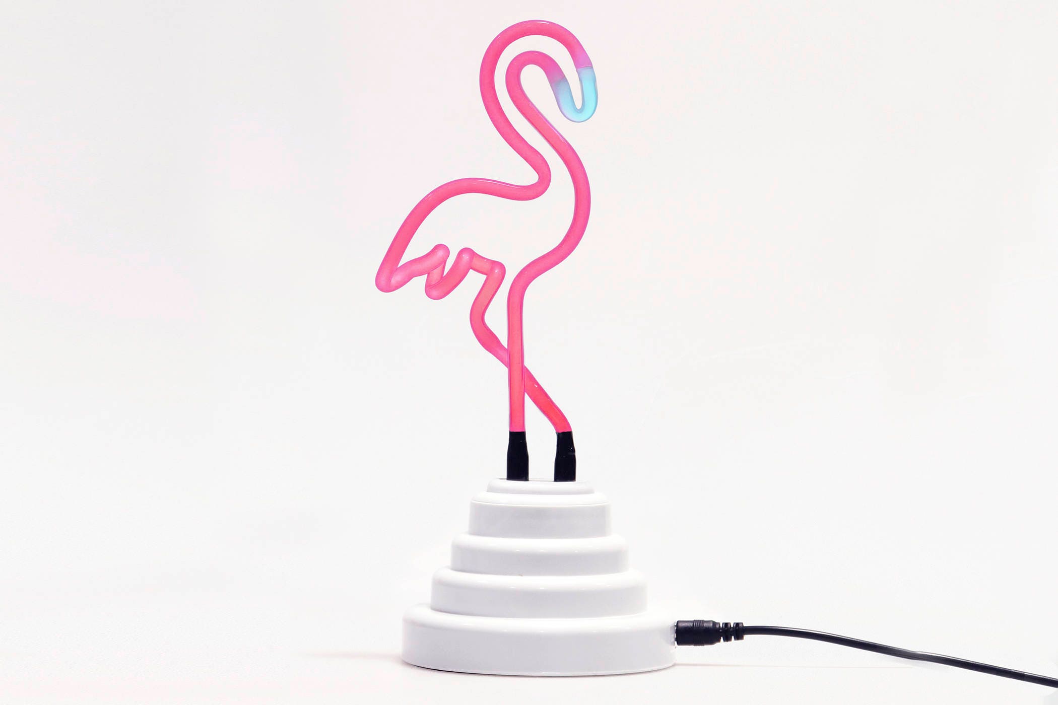 Flamingo Mini Neon Light Sign battery and USB powered