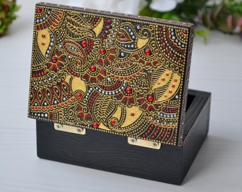 Personalized small wooden jewelry box, Women trinket box, Golden pattern Henna art box, Mehndi decor gift holder, Keepsake box girl