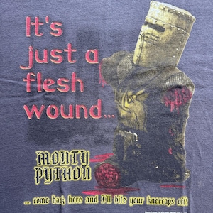 MONTY PITHON Knight early ‘00 vintage grey t-shirt