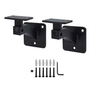 Könnte beinhalten: Zwei schwarze Metall-Regalhalterungen mit Montagezubehör. Die Halterungen sind verstellbar und können zur Unterstützung von Regalen, Arbeitsplatten oder anderen Gegenständen verwendet werden.