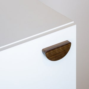 Poignée de meuble HALF MOON boutons de meuble design bouton de meuble en bois poignée de porte ronde pour placards, commode buffet poignée de tiroir avant de cuisine image 3