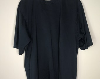 Lata 90. Geoffrey Beene/Alber Elbaz. Koszulka z miękkiej, podwójnie merceryzowanej dzianiny.