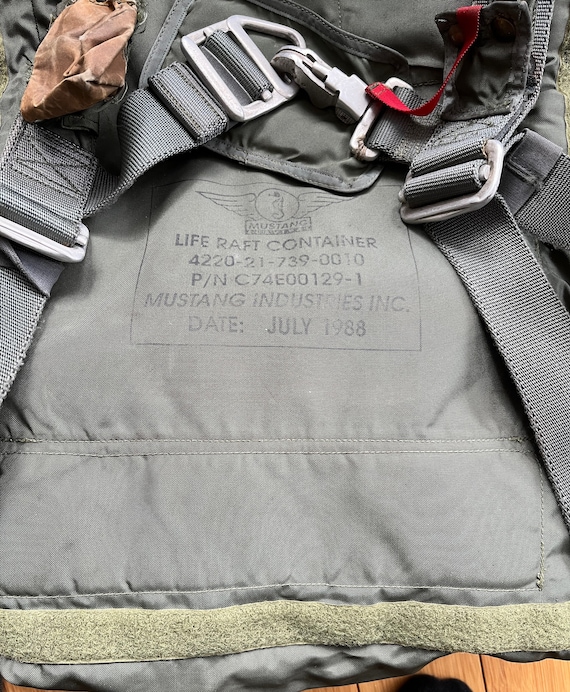 Mustang Survival, Life Raft container backpack. Canad… - Gem