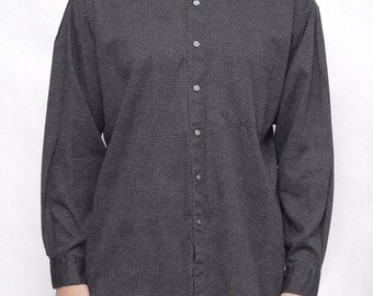 90's Perry Ellis 100% Cotton Jacquard pattern Shirt. Banded Collar. Rounded cuffs