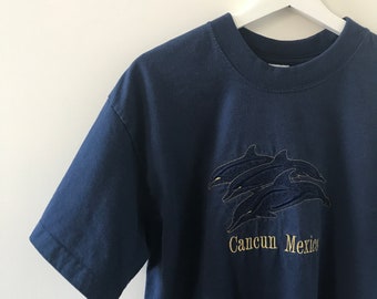 Vintage T-shirt Cancun, Mexico with Embroidered Dolphins- 1990s Sz L