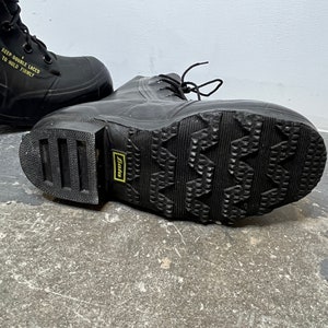 Vintage 1980s Us Military Mickey Mouse Boots. Extreme Cold Weather Arctic Boot by Bata. Sizes 6 XN image 2