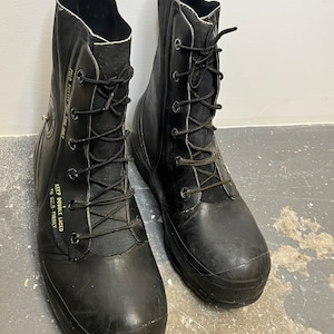 Vintage Amerikaanse militaire Mickey Mouse-laarzen uit de jaren 80. Arctic Boot voor extreem koud weer van Bata. Maten 6 x n